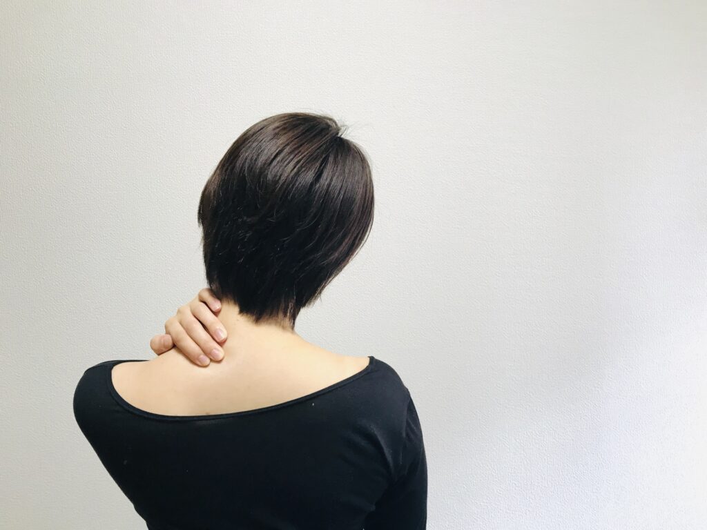 ーカイロプラクティックで首の痛みを和らげるために知っておきたい基礎知識ー